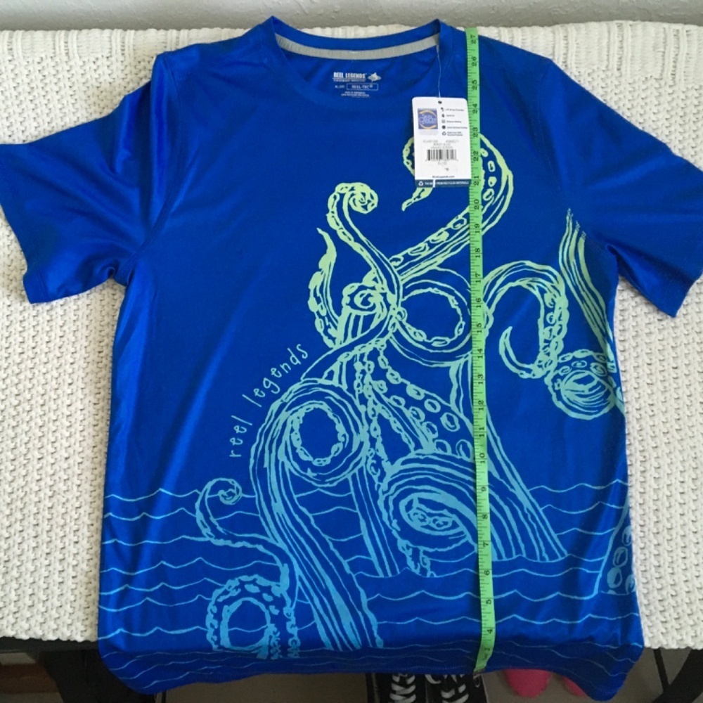 REEL LEGENDS PEFORMANCE SHORT SLEEVE TEEN SHIRT XL(16). NEW-TAGS
